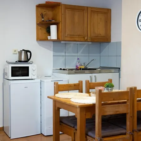 Hollidayvillage 5b * Boldog