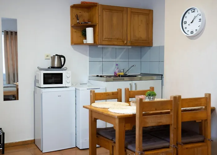 Hollidayvillage 5b * Boldog