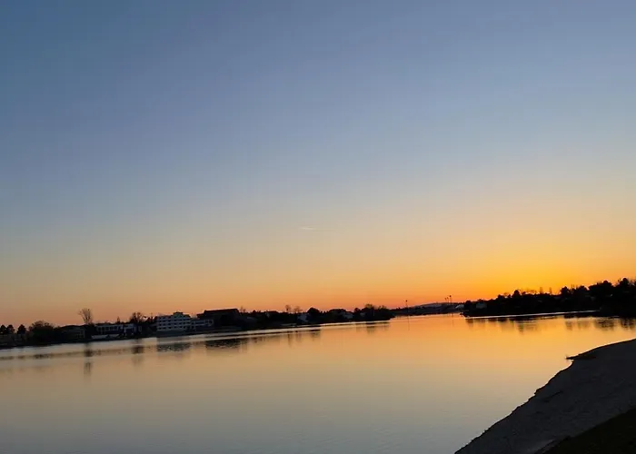 Hollidayvillage 5b * Boldog